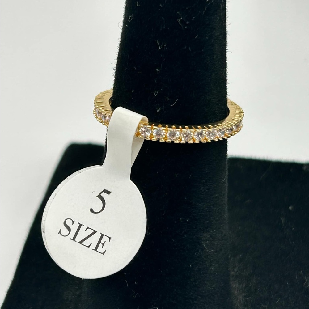 18k Gold Plated Chanel Set Ring 
Size 5,6,8,9 available - Picture 2 of 6